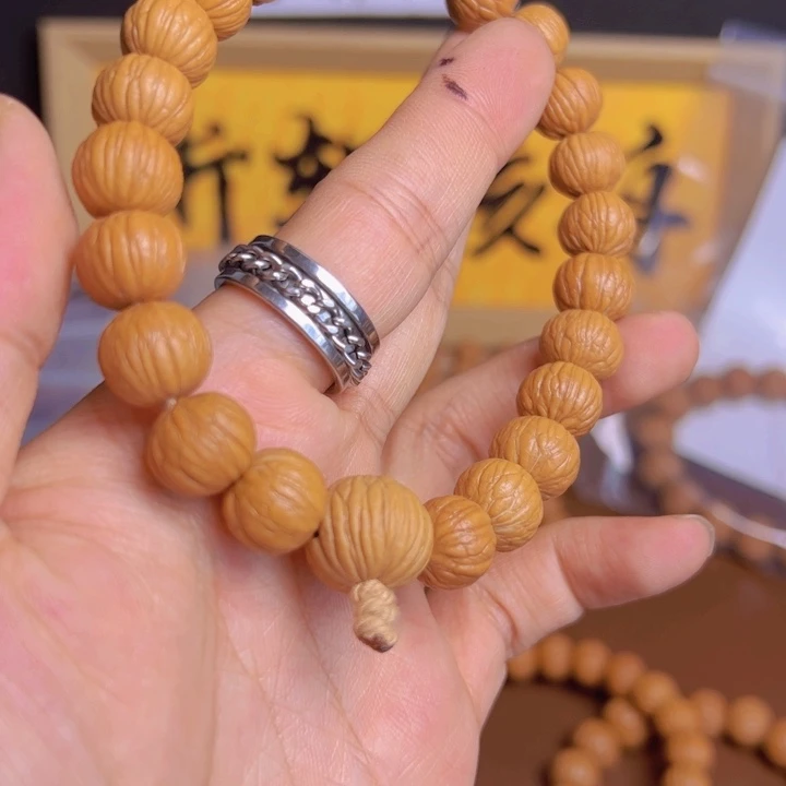 用***8猴头核桃手串12福利土豪手持