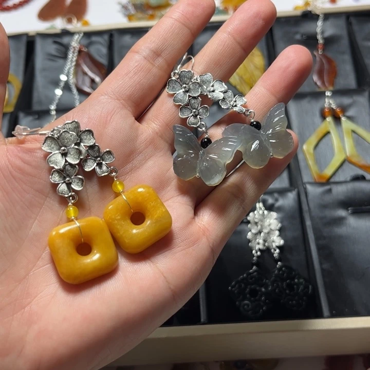 合金蛇纹石玉耳饰