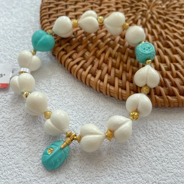 天然猛犸爱心手串18K