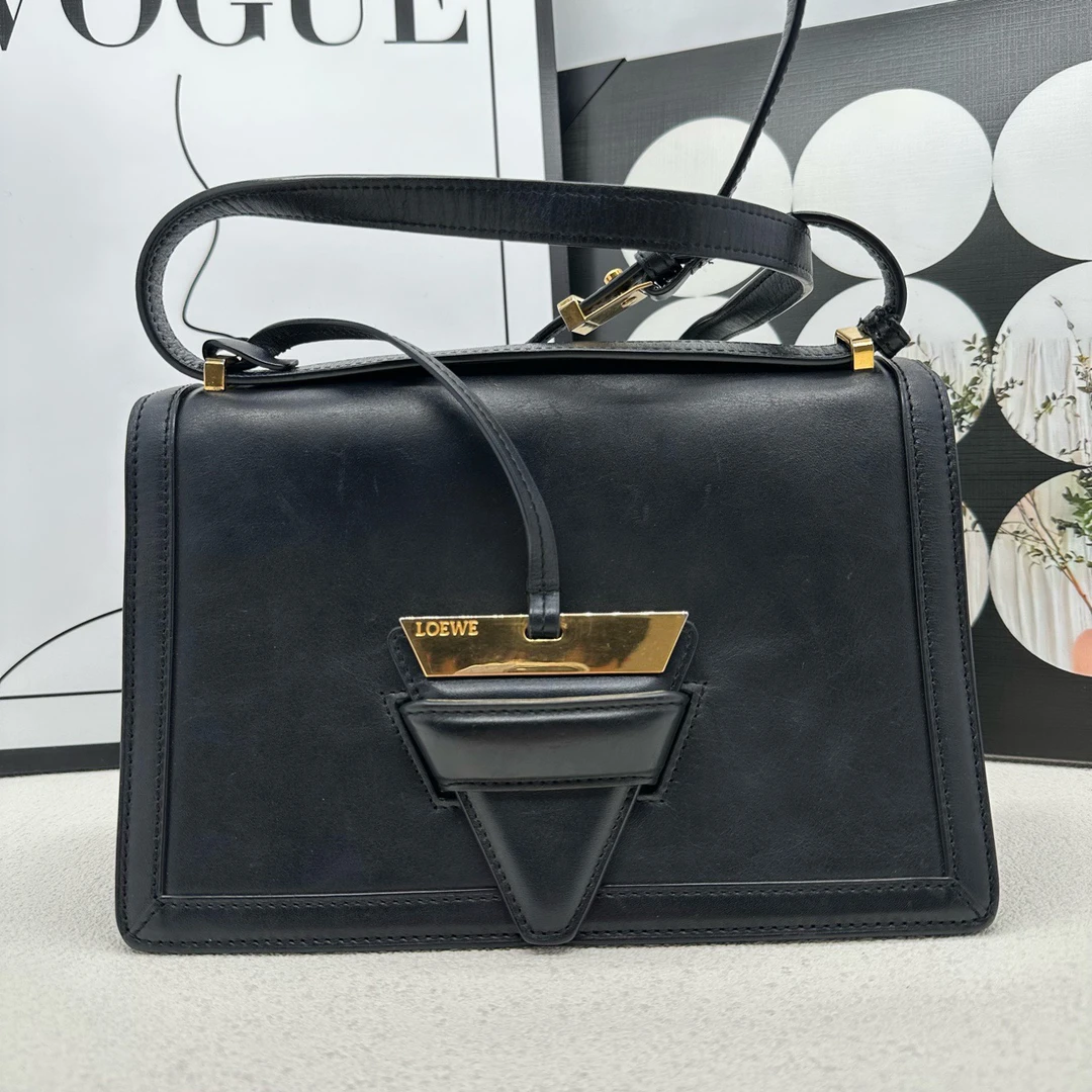 95新 LOEWE/罗意威 巴塞罗那单肩斜挎包