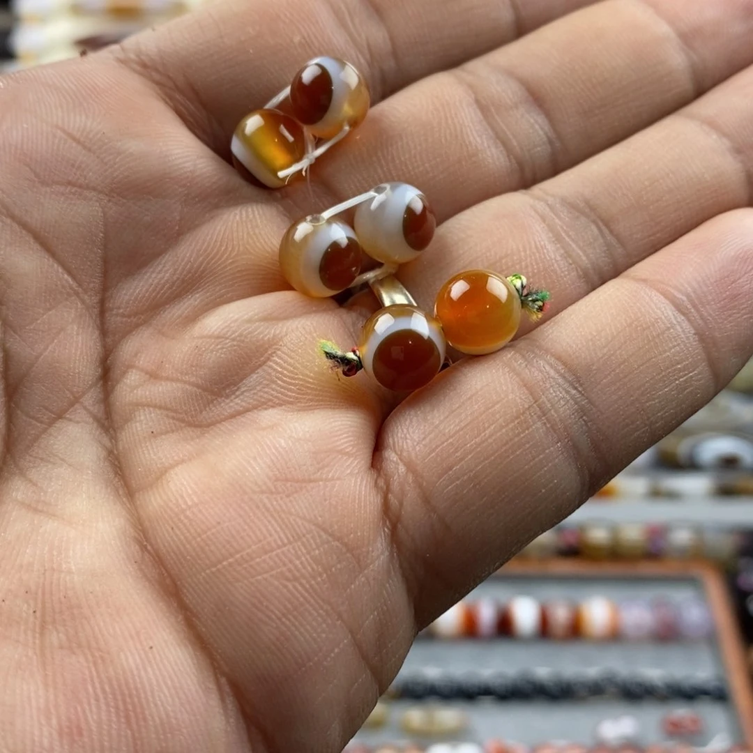 玛瑙/玉髓颈饰未镶嵌肥**汁