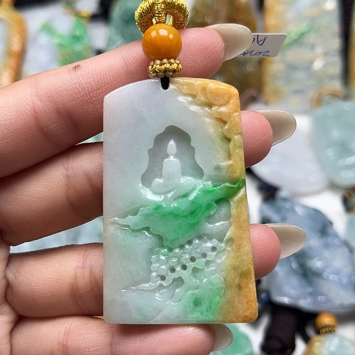 翡翠未镶嵌颈饰悟道