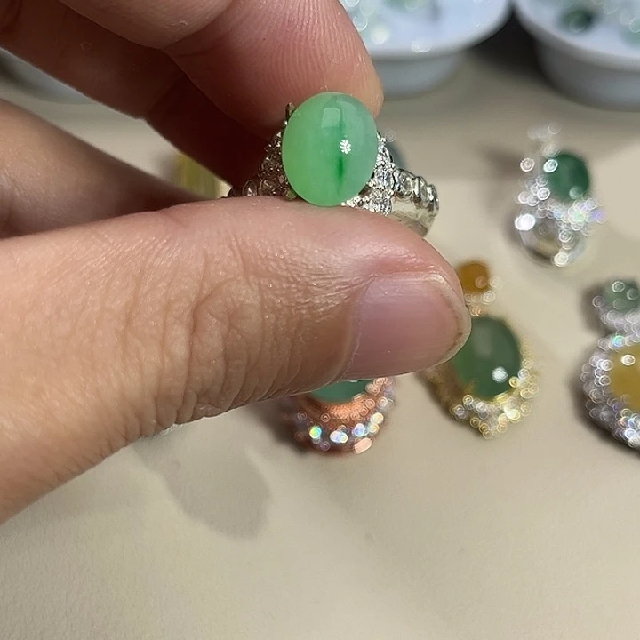 布****翡翠裸石缅料A货翡翠