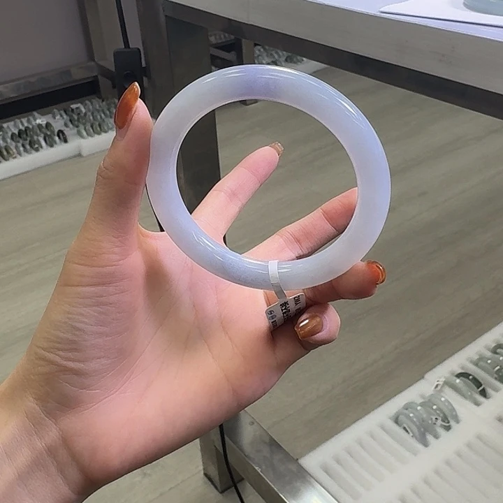 翡翠未镶嵌手镯缅甸天然A货翡翠手镯
