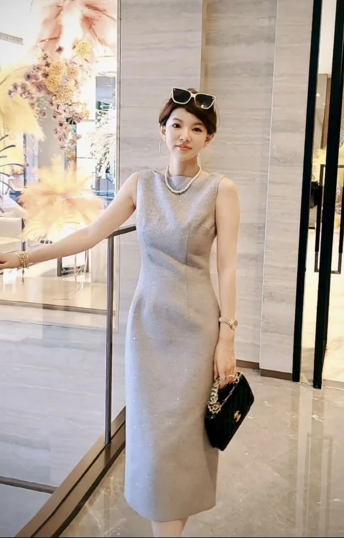 小明姐姐高智风气质优雅小香亮片斜纹无袖收腰显瘦长款连衣裙