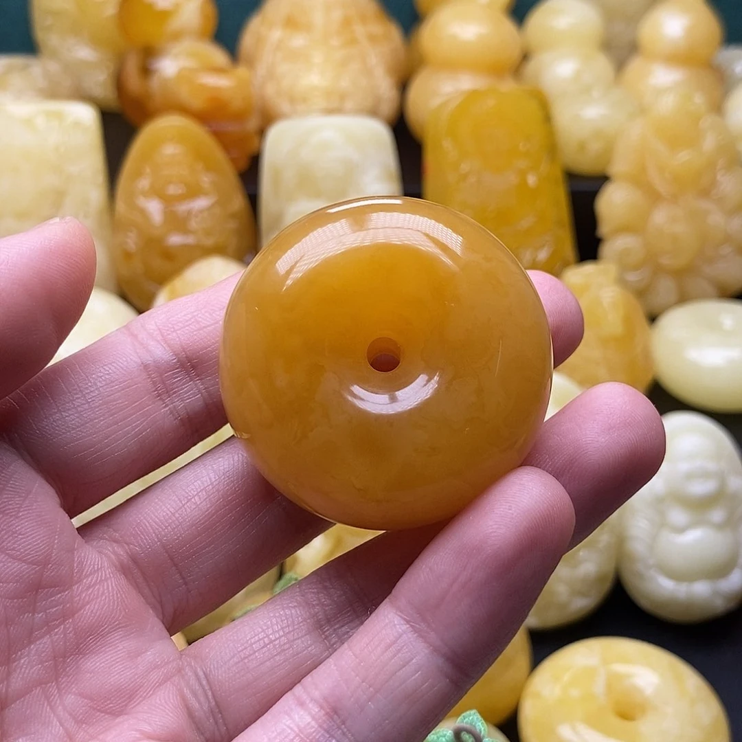 琥珀颈饰未镶嵌琥珀蜜蜡吊坠