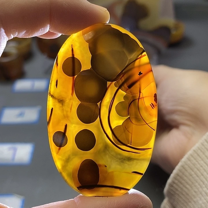 玛瑙/玉髓未镶嵌珠宝半成品