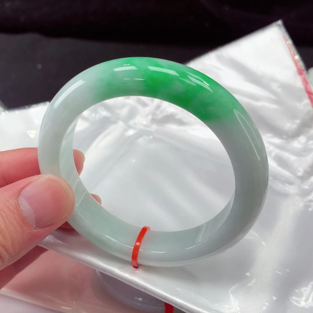 未镶嵌手镯翡翠061