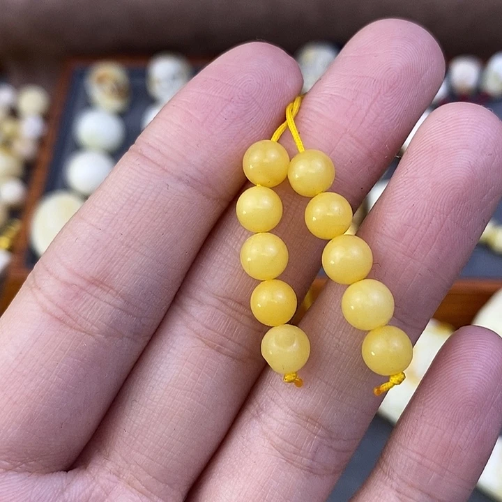 琥珀裸石未镶嵌6珠子