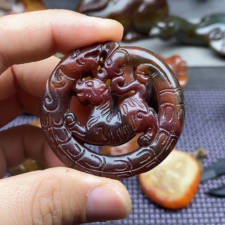 未镶嵌蛇纹石玉颈饰