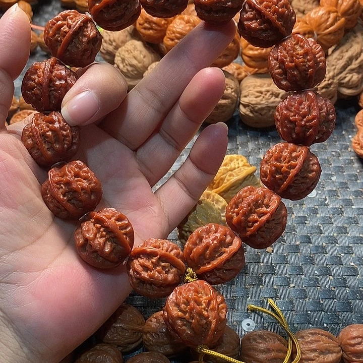 青***.手串文玩核桃龙脊