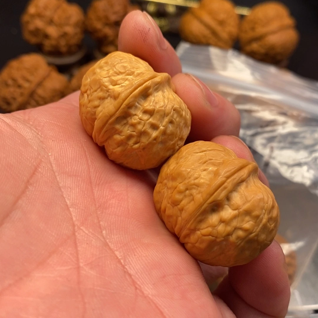 器***凡文玩核桃把件金元宝