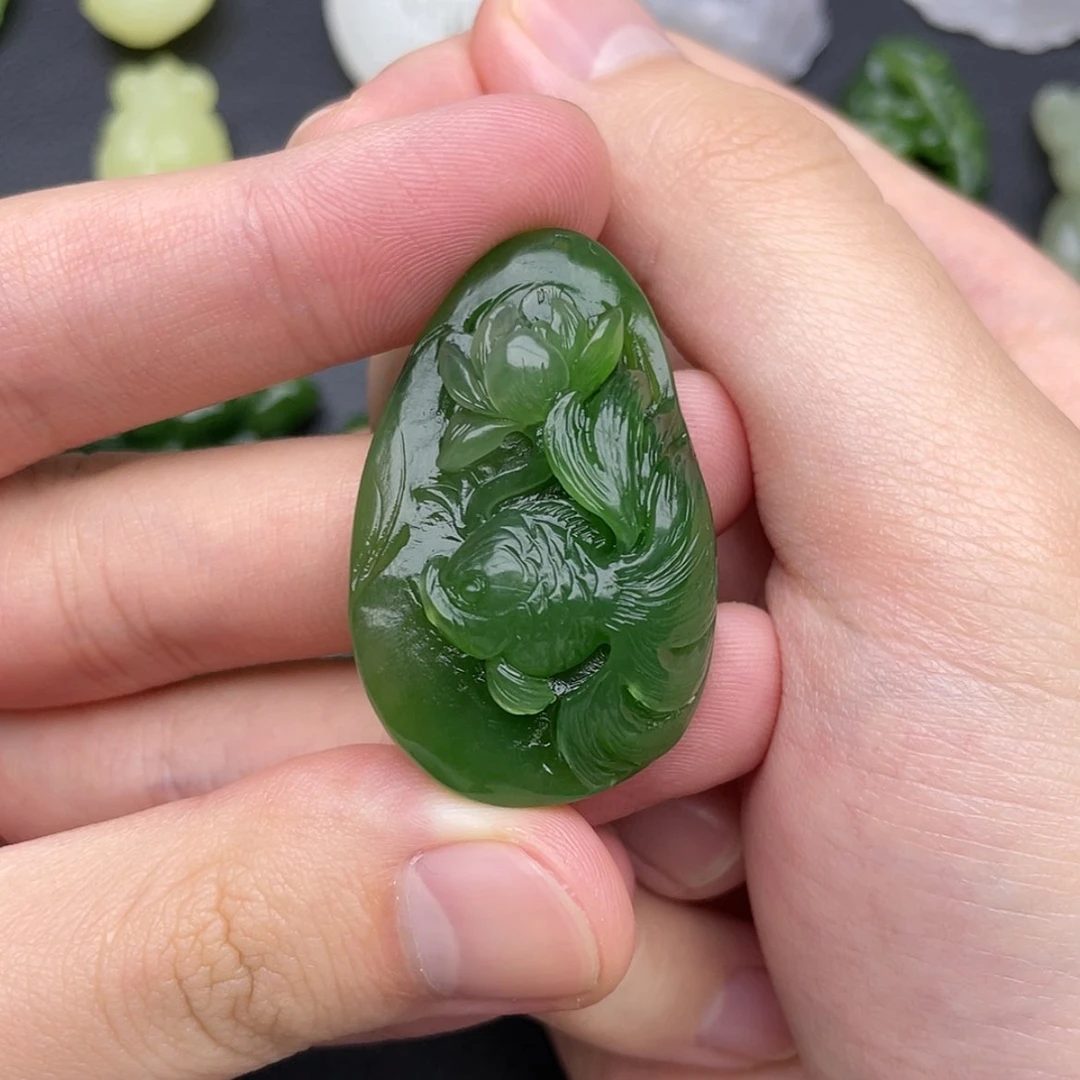 【闪购商品】颈饰未镶嵌和田玉