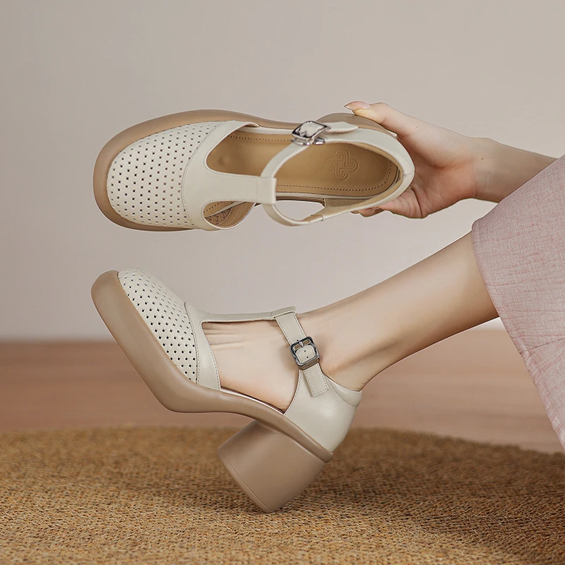 7cm包头镂空T字扣带厚底松糕底洞洞高跟包跟凉鞋女