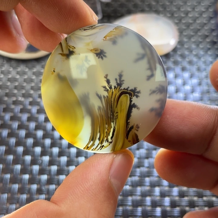 伝***迴玛瑙/玉髓未镶嵌颈饰