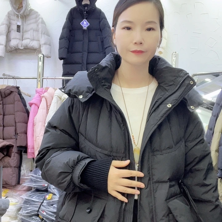 中长款时尚羽绒服