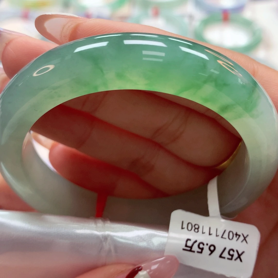 翡翠手镯未镶嵌（莫莫26）57正绿野仙踪14号