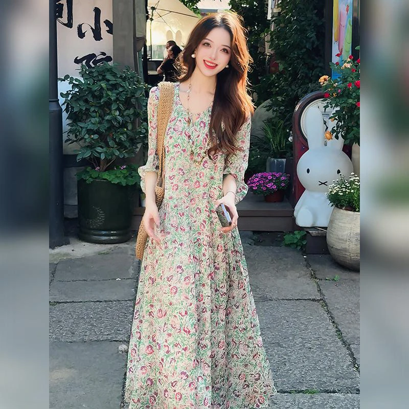 高级感法式连衣裙女夏季2025新款显瘦遮肉气质时尚仿丝印花长裙子
