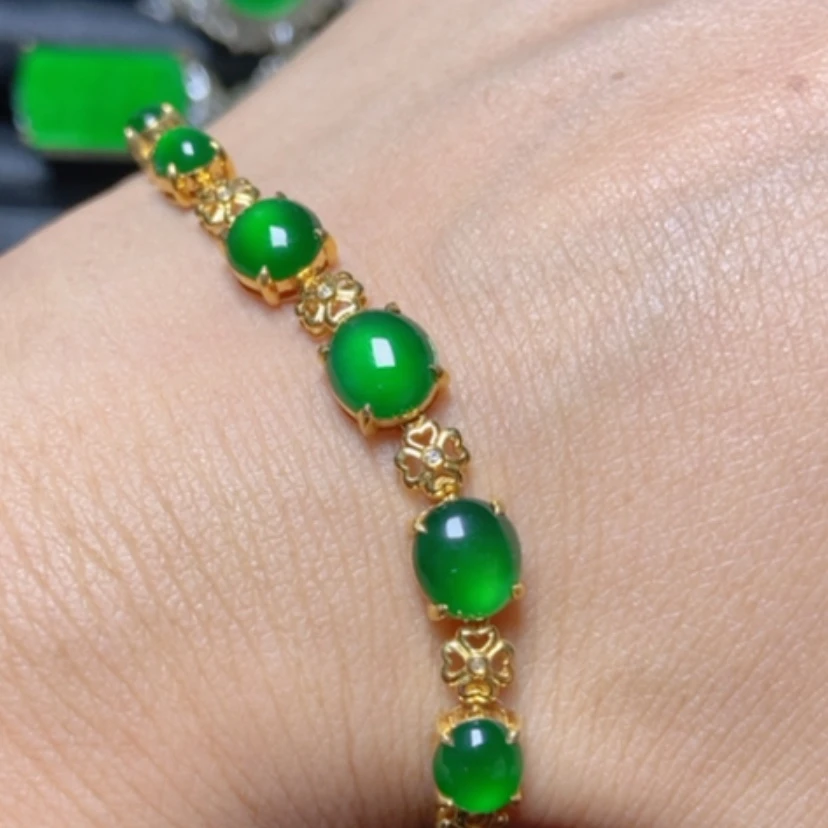 【闪购商品】翡翠18K金镶嵌颈饰翡翠