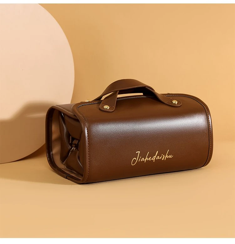 2025新款化妆包女便携旅行护肤品收纳袋大容量分层手提洗漱包