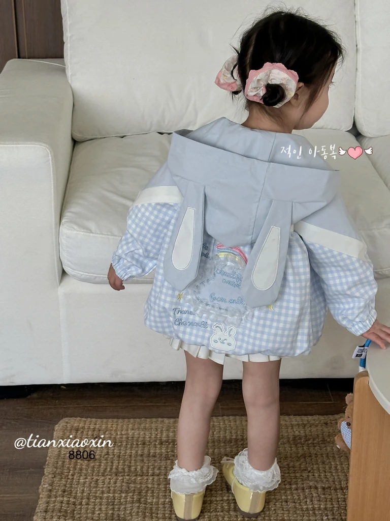 【BaoBao】秋款女童可爱兔耳朵冲锋衣外套8806