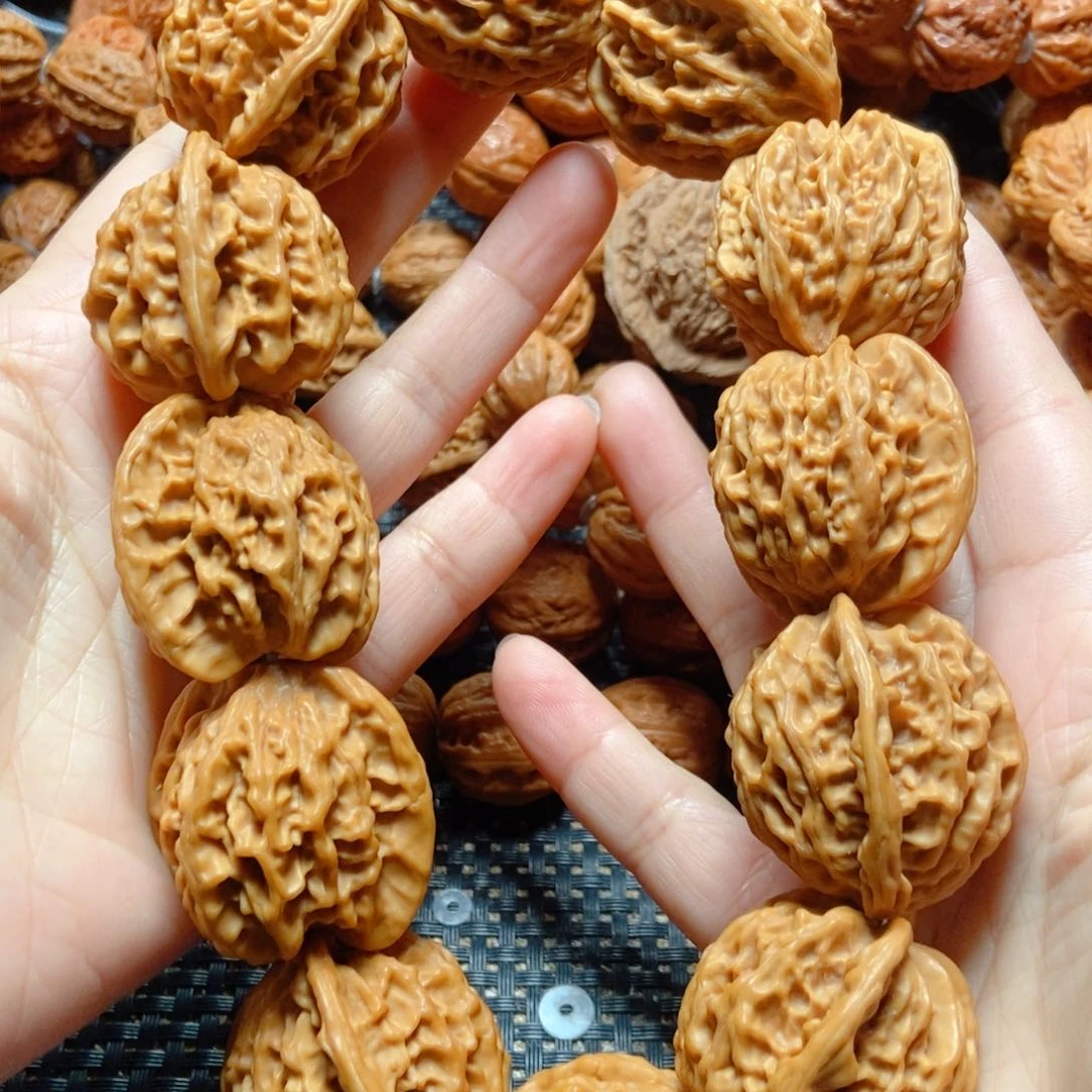 文玩核桃手串盘山