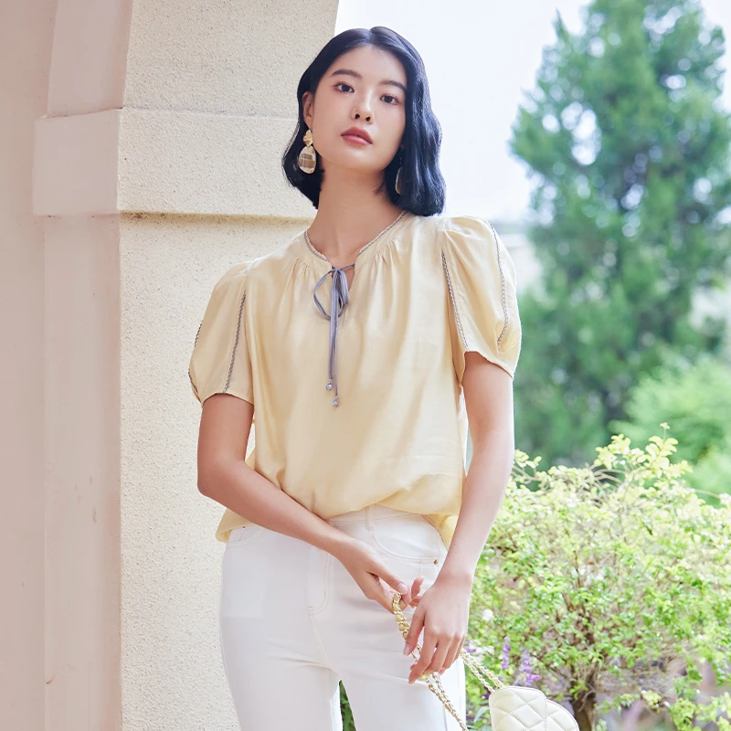 雪纺衫V领拼接常规款褶皱肌理感套头衬衫短袖纯色衬衣E24T023227