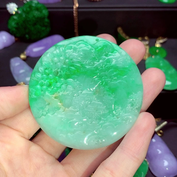 吊坠(不含链)未镶嵌翡翠