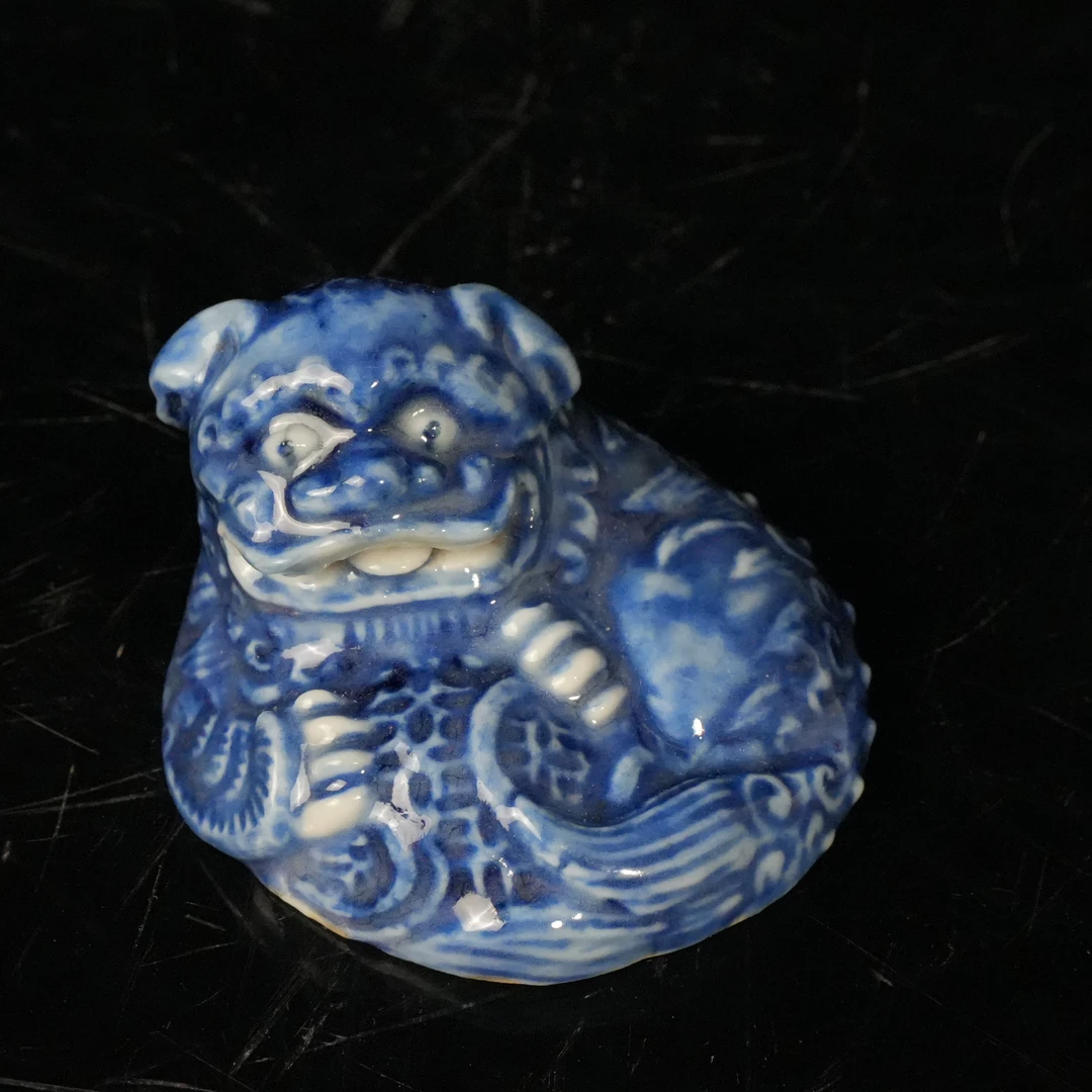 lot16067 529 清中期 青花戏狮盖盒 H.4D.5