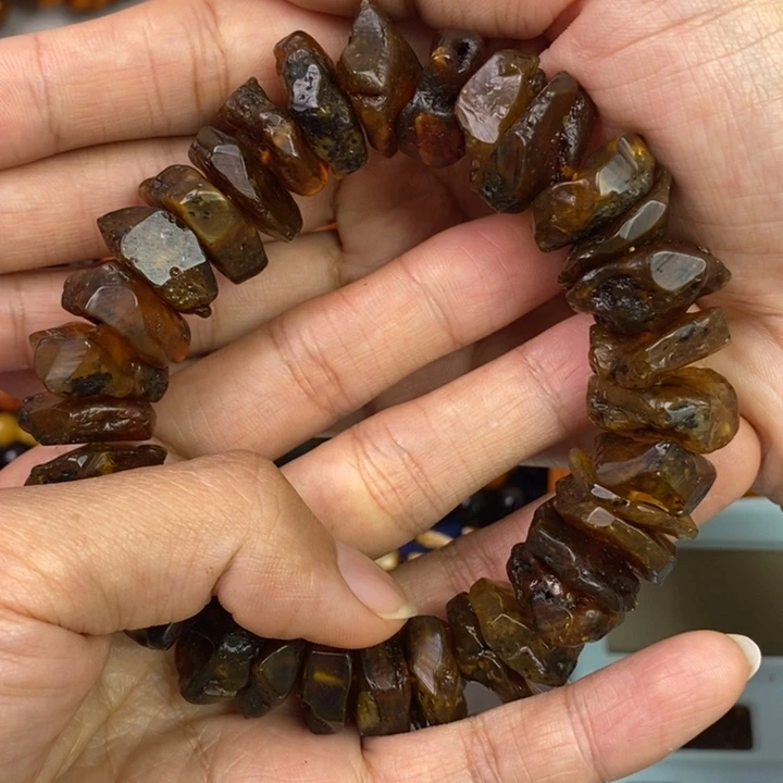 琥珀珠宝奇石未镶嵌