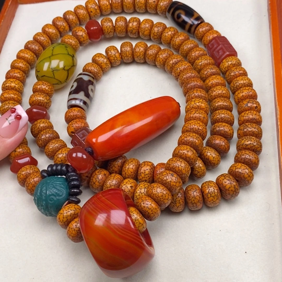 吊坠星月菩提释***