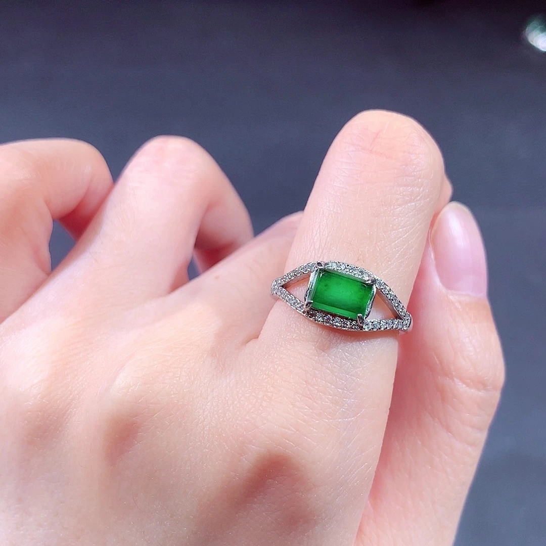 未镶嵌戒指翡翠翡翠