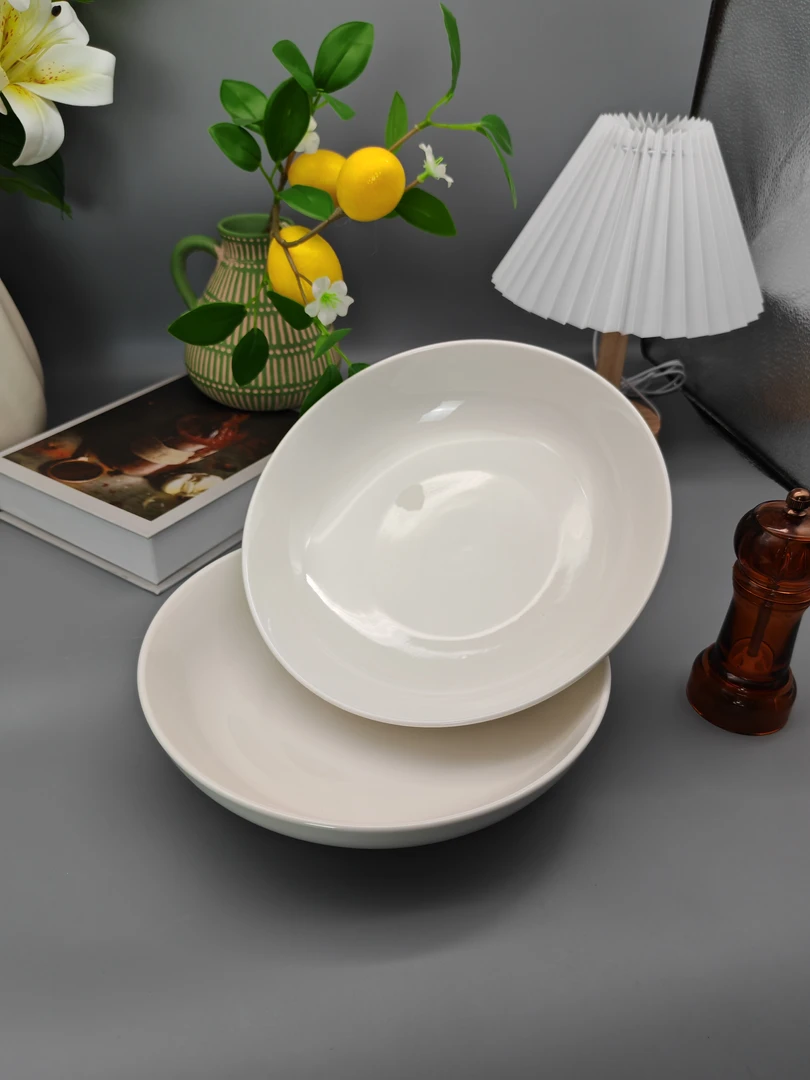 纯白9.5英寸大号圆形陶瓷深菜盘子家用高档餐具简约酒店日式欧式