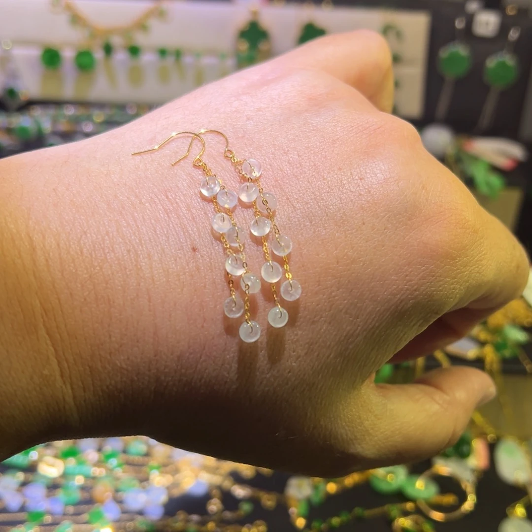 颈饰18K金镶嵌翡翠耳钩