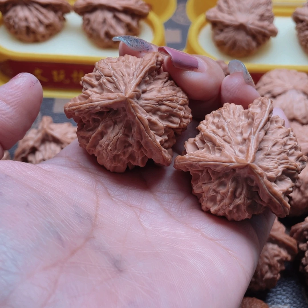 m***k吊坠桃核盘山三棱