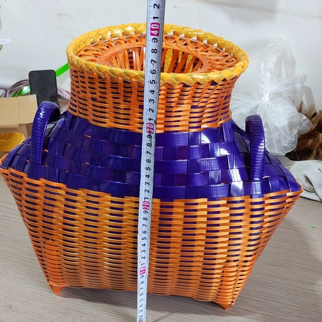 手工编织塑钢带鱼篓