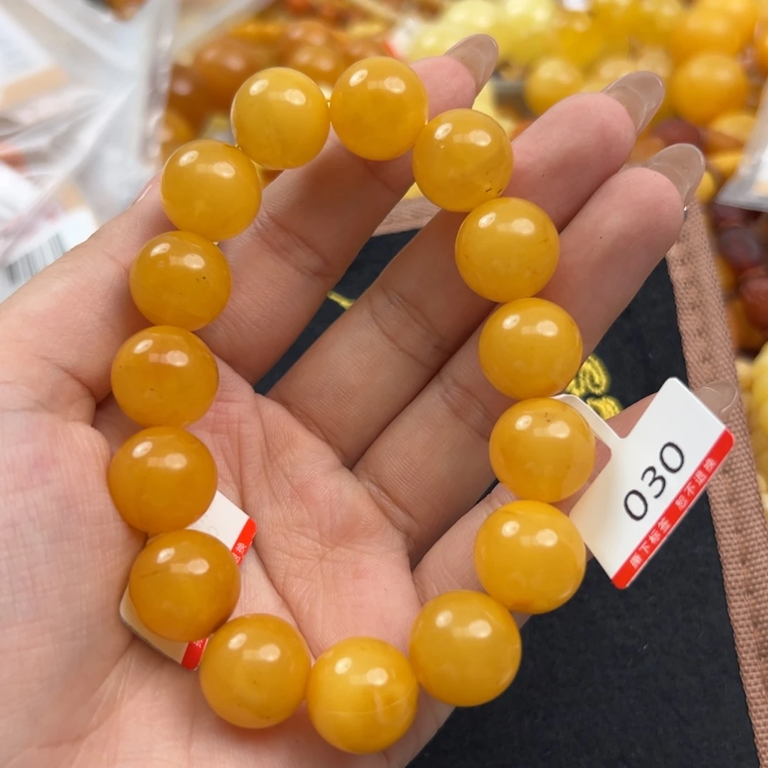 未镶嵌琥珀珠宝奇石
