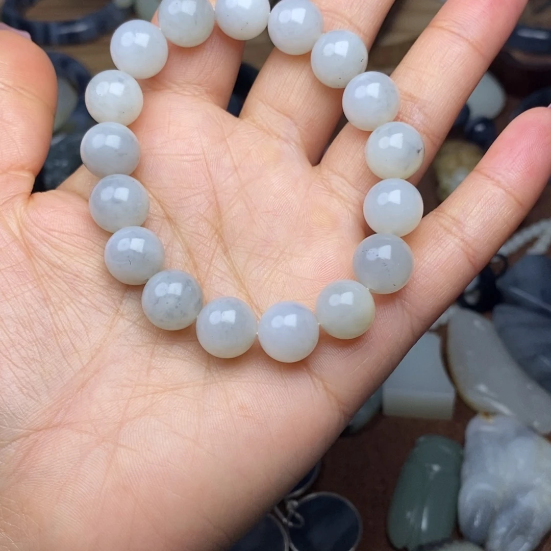 *****和田玉未镶嵌颈饰