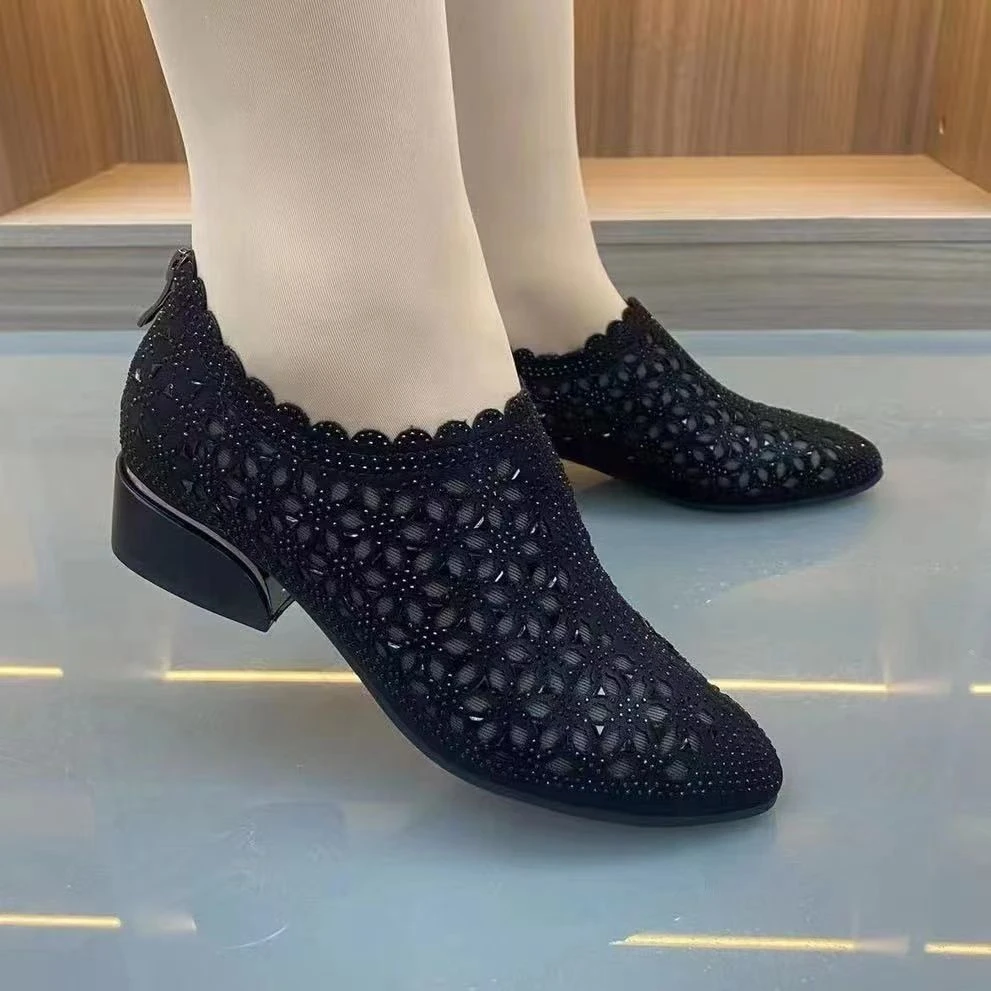809春秋新款中跟软底软皮满天星烫钻深口单鞋时尚百搭女鞋妈妈鞋
