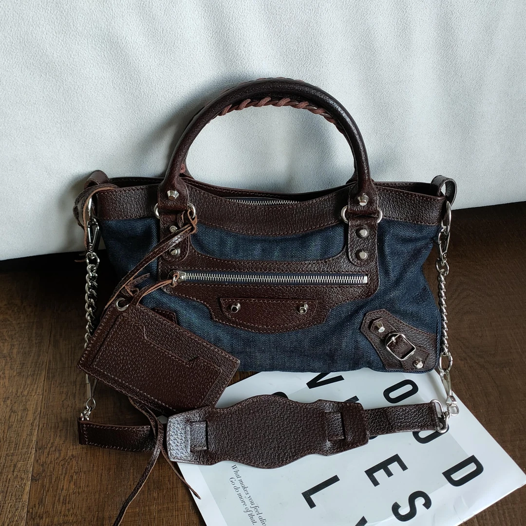 95新 Balenciaga/巴黎世家 蓝黑牛仔银钉机车First手提包 39052