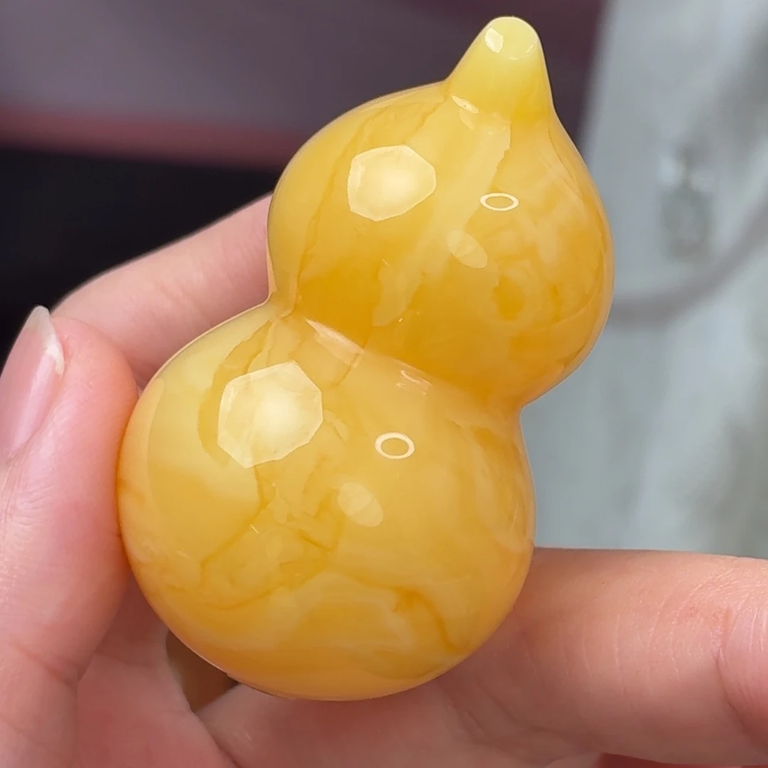裸石琥珀未镶嵌浓蜡葫芦