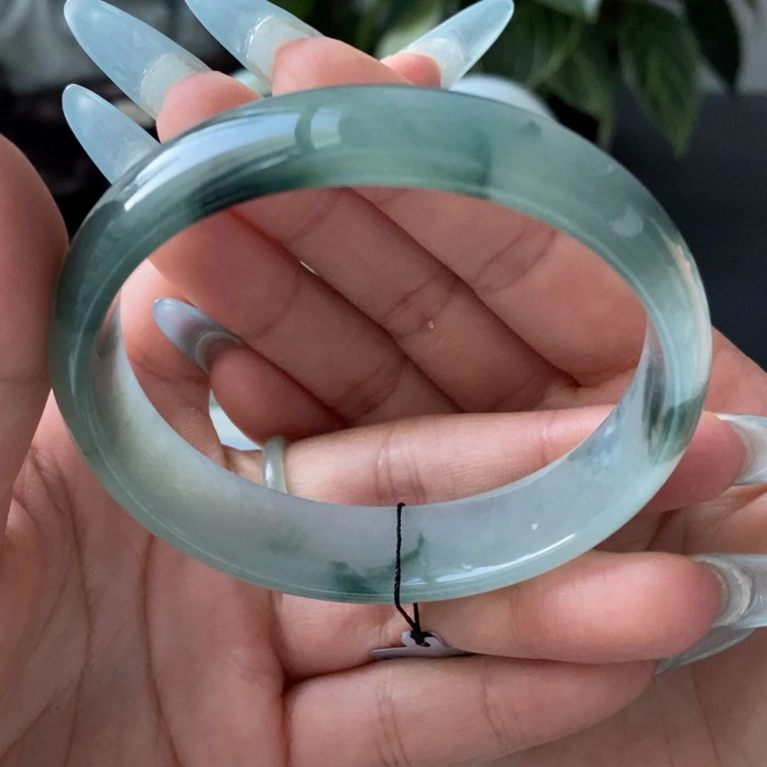 未镶嵌手镯翡翠天然