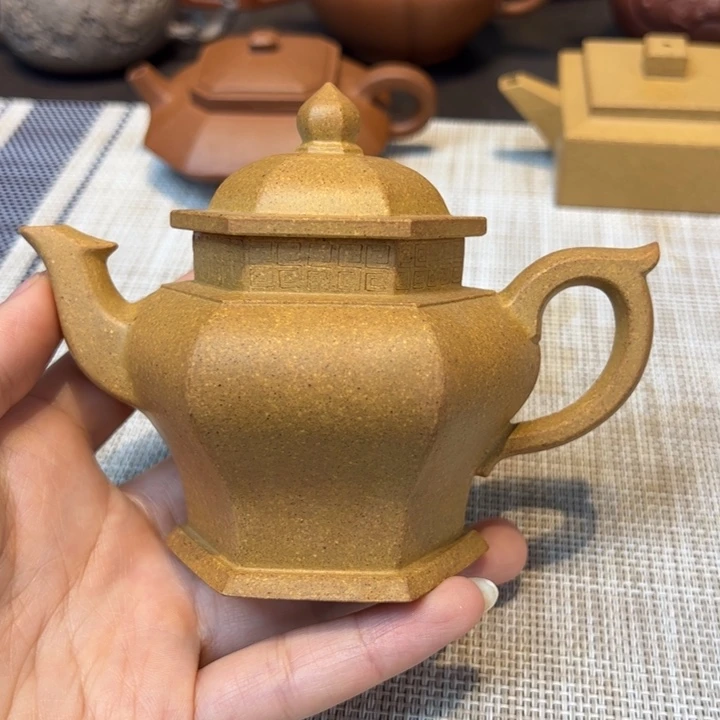 茶壶紫砂六方，容量160毫升，段泥