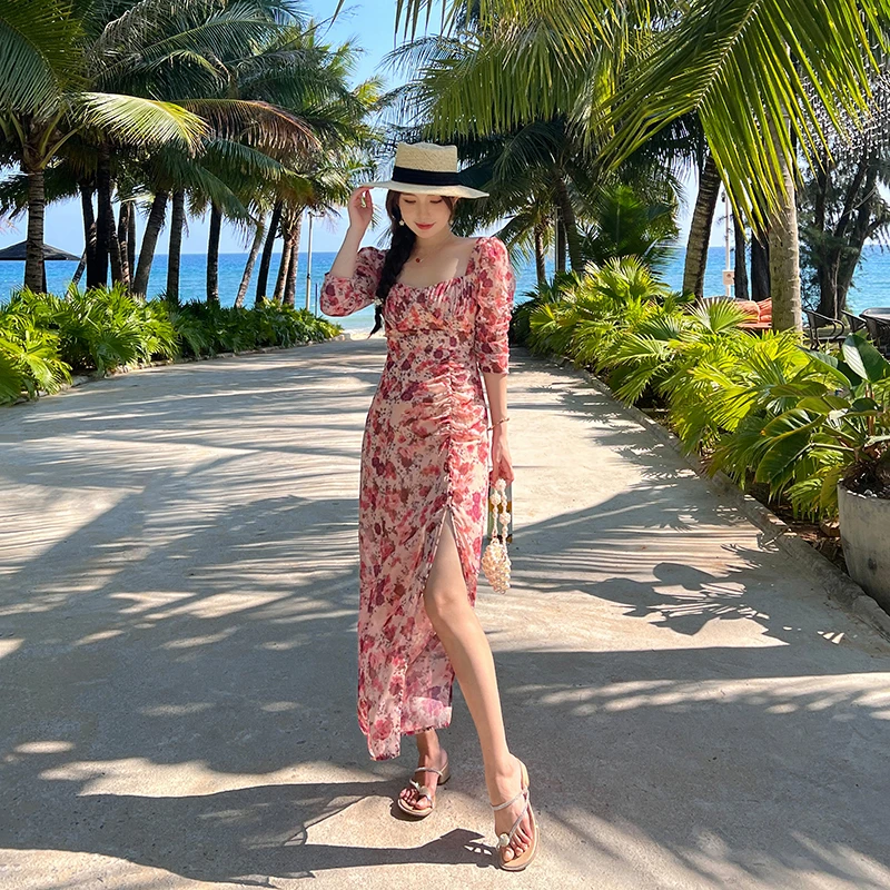林关关 海边度假碎花连衣裙女夏2024新款收腰气质显瘦长裙1736