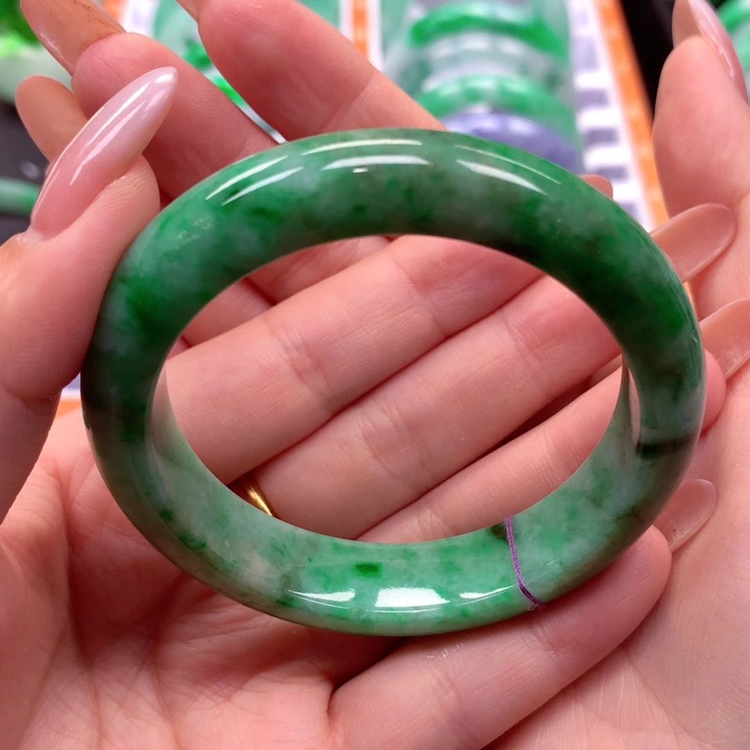 未镶嵌手镯翡翠翡翠