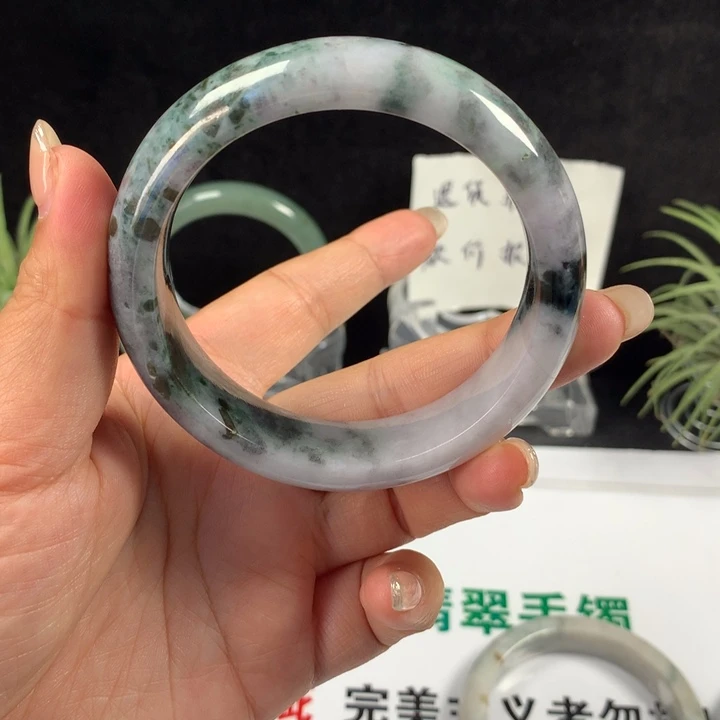 未镶嵌手镯翡翠46
