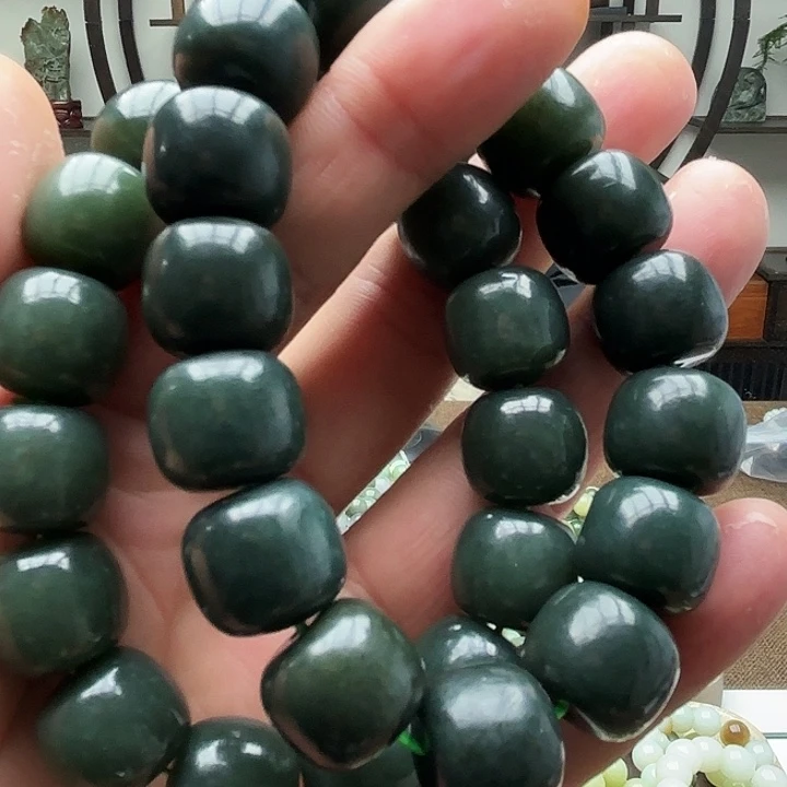 和田玉未镶嵌手链且末卡15