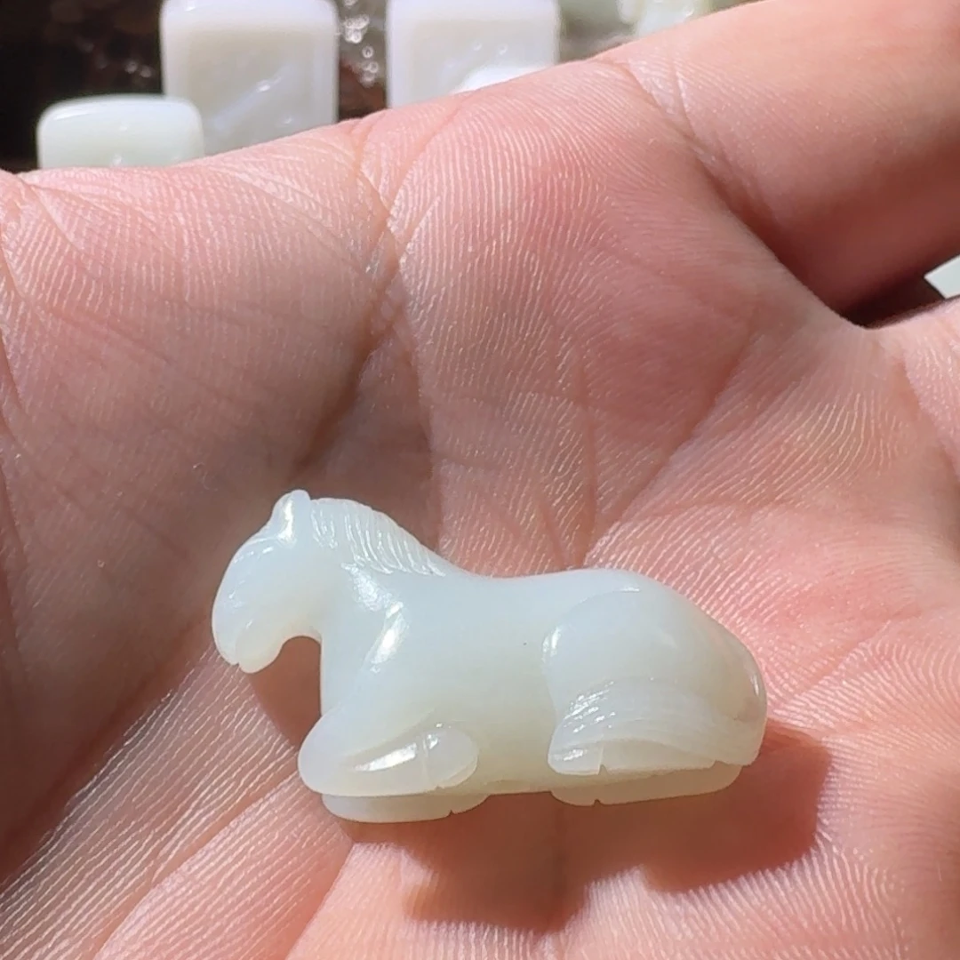 未镶嵌和田玉把件