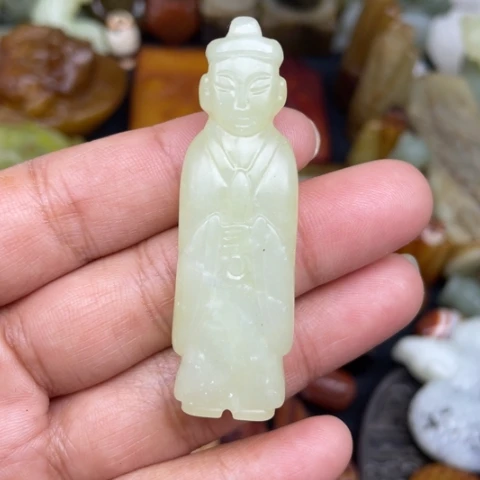 蛇纹石玉未镶嵌颈饰16