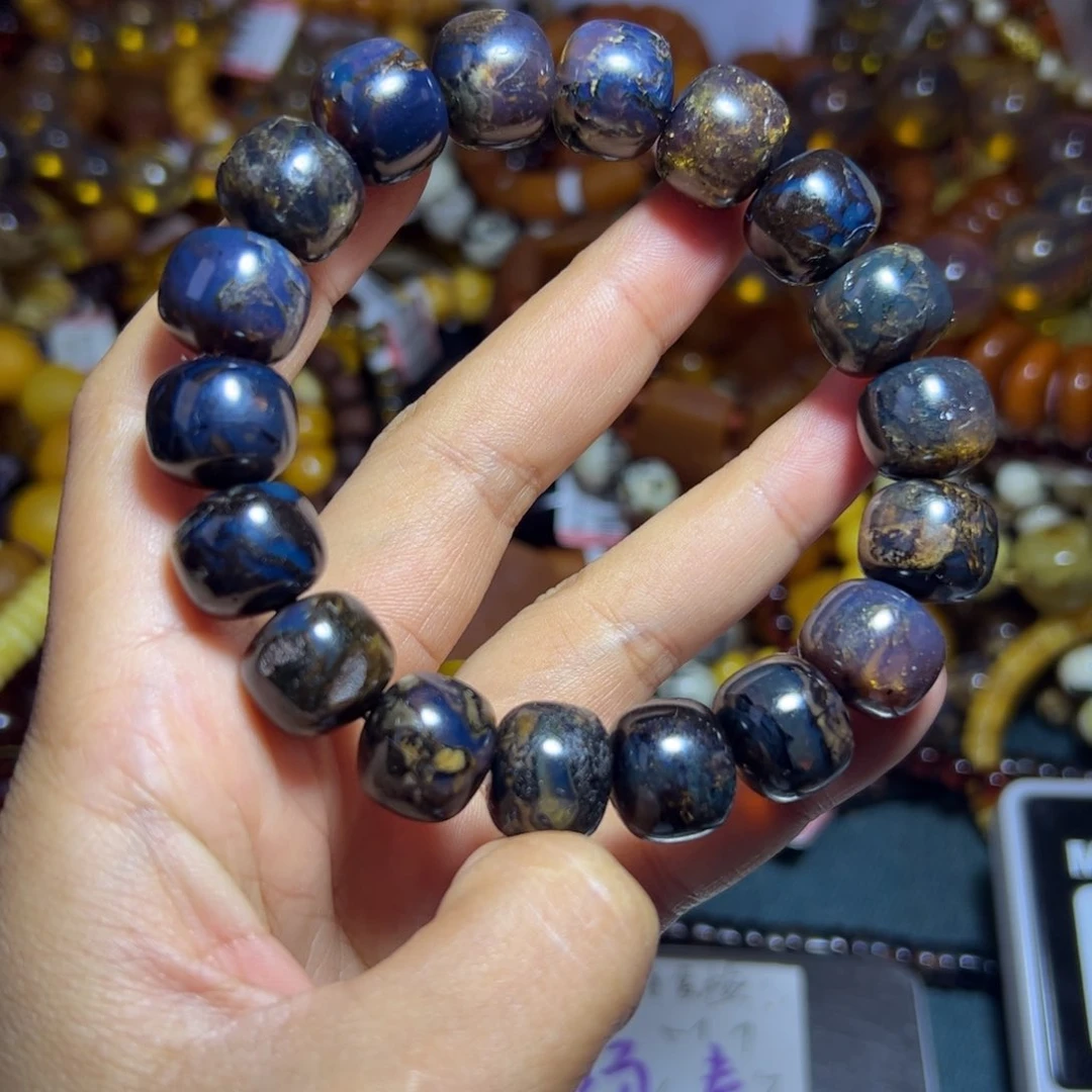 未镶嵌琥珀珠宝奇石722